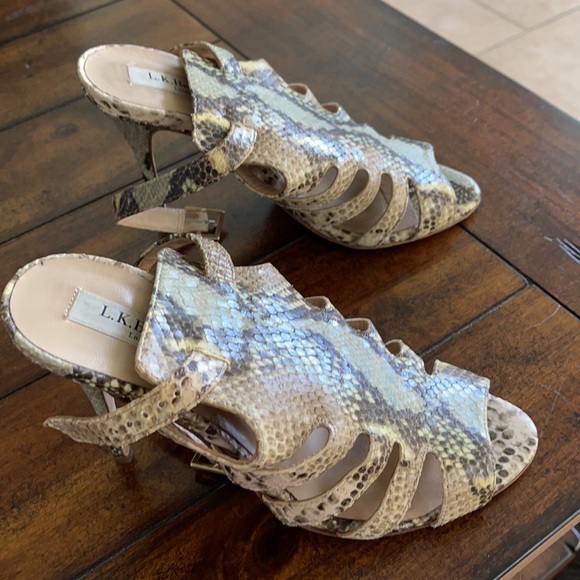 L.K.Bennett size 7 - Picture 4 of 6